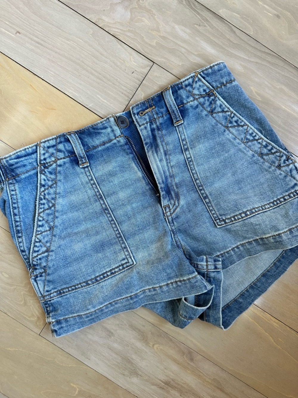Aerie Denim Women’s Shorts - Classic Style